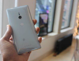 Sony Xperia XZ2