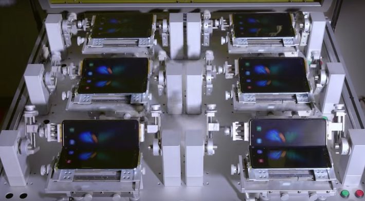 Samsung Galaxy Fold folding test